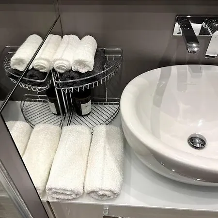 Apartament Luxury Downtown *